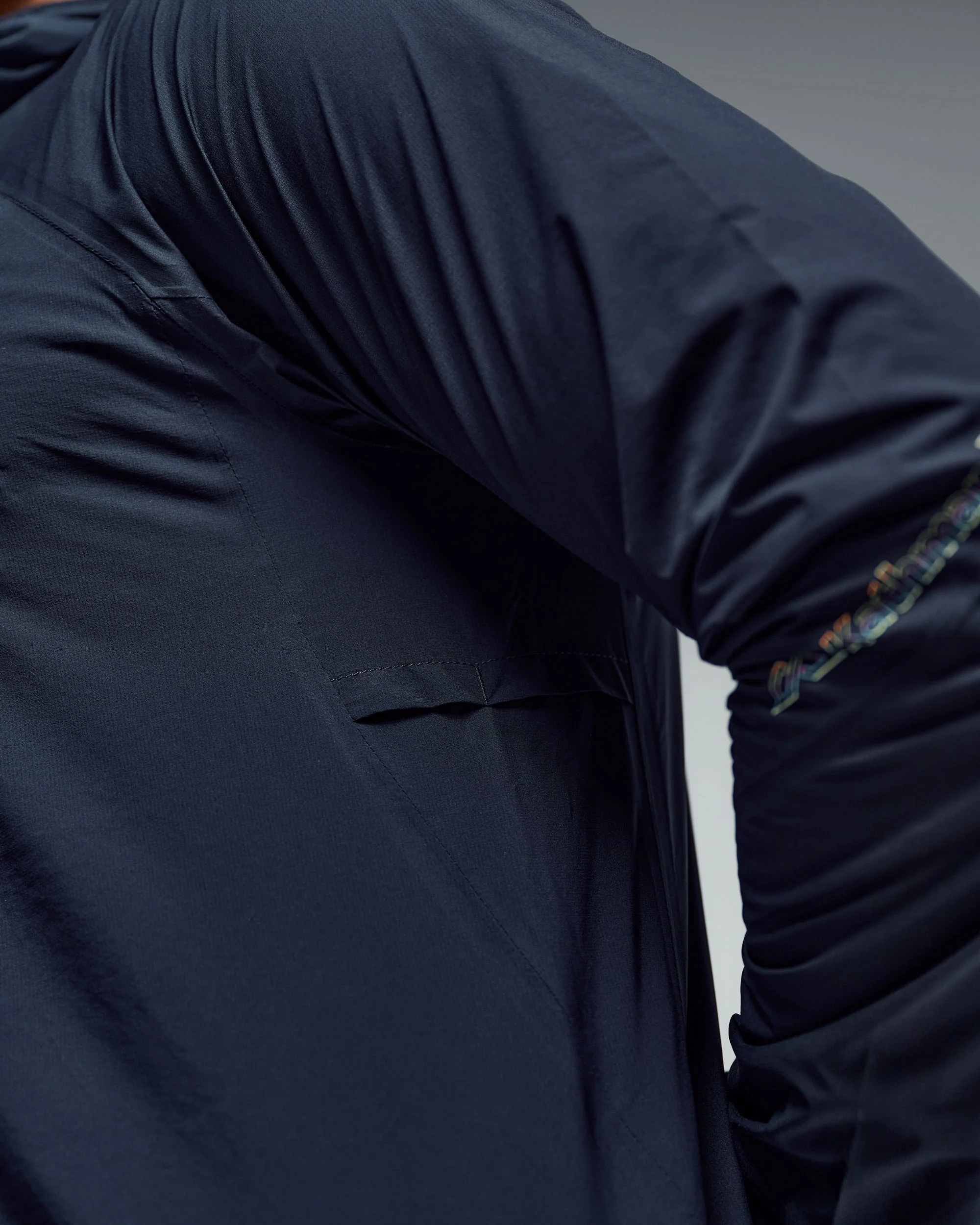 Men's Seeker 2.5L Rain Jacket - Black Stingray - Image 6