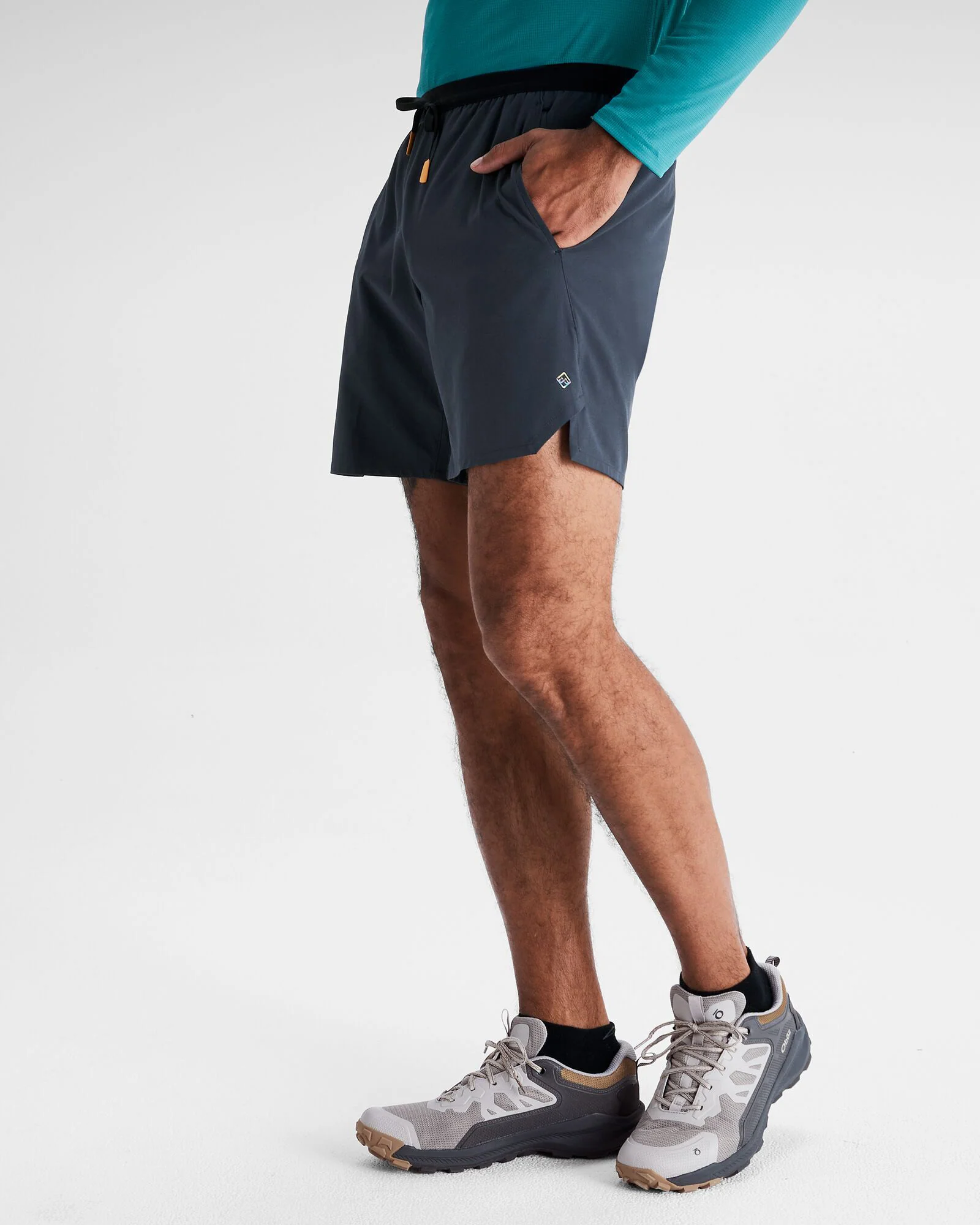 Men's Seeker 7 inch Shorts - Pure Navy - Image 3