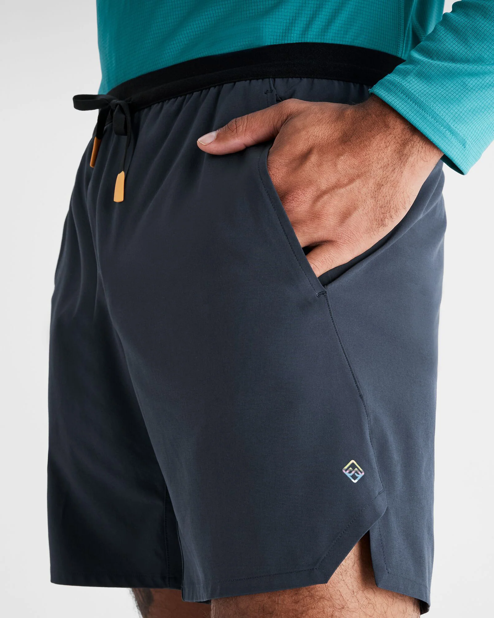 Men's Seeker 7 inch Shorts - Pure Navy - Image 5
