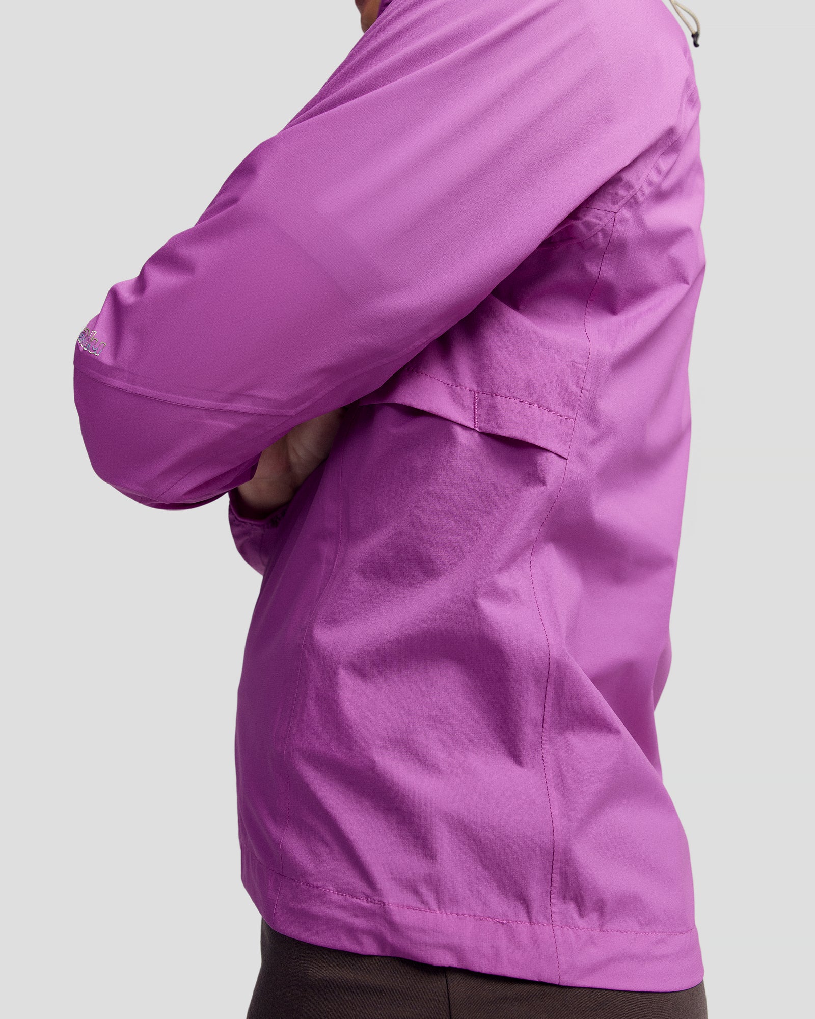 Women's Seeker 2.5L Rain Jacket - Vivid Purple - Image 5