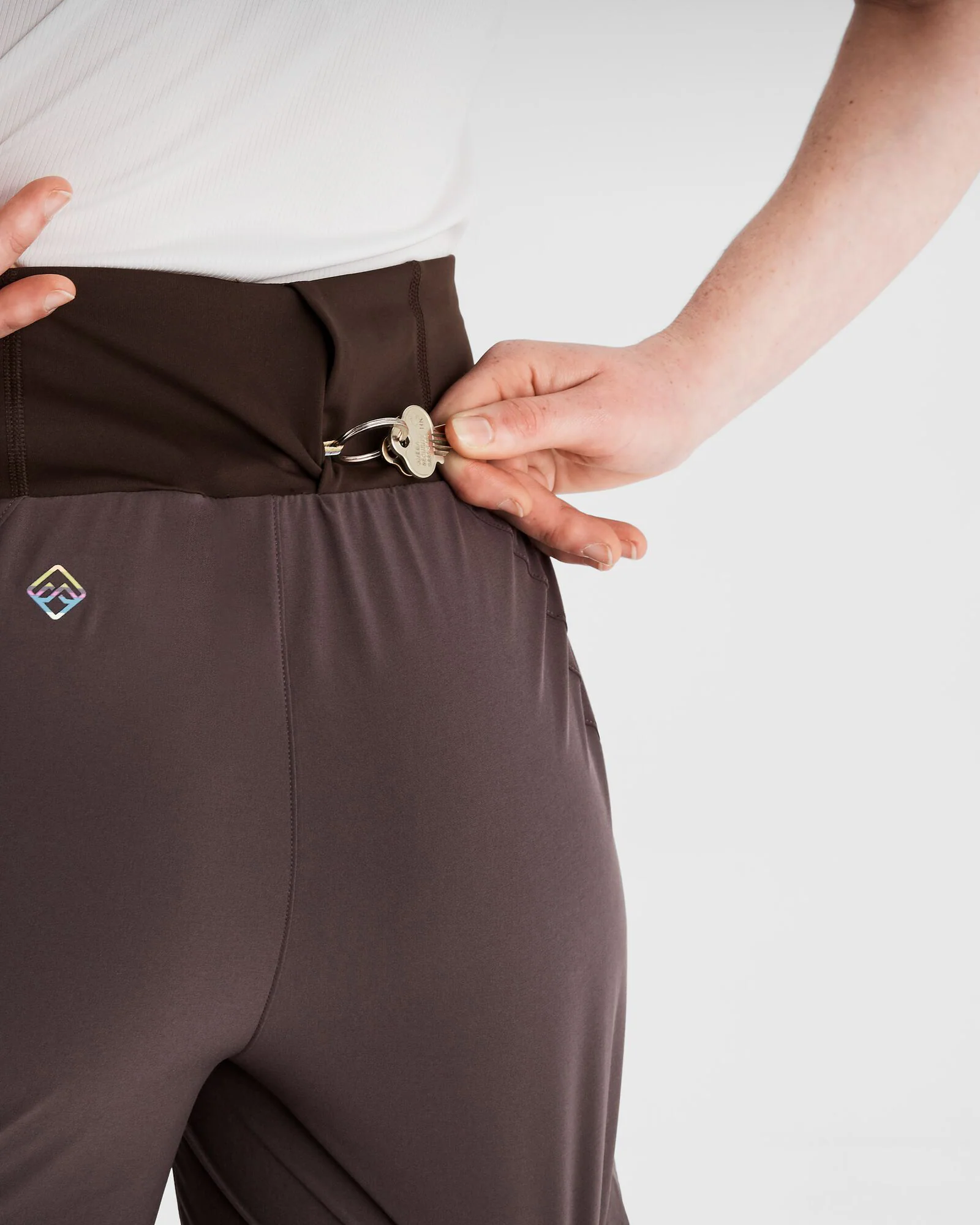 Women's Seeker 5 inch Shorts - Dark Quartz - Image 5