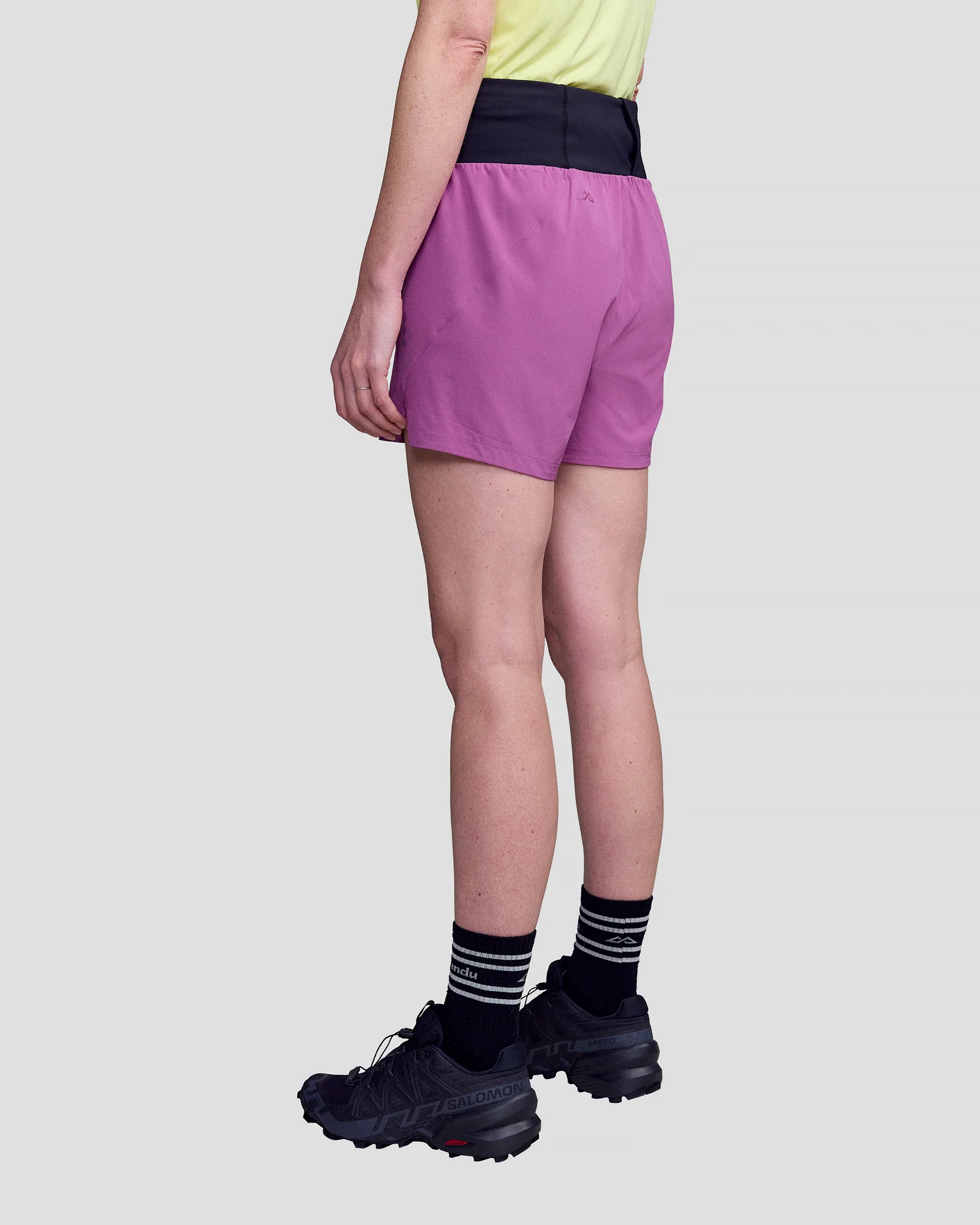 Women's Seeker 5 inch Shorts - Washed Berry - Image 5