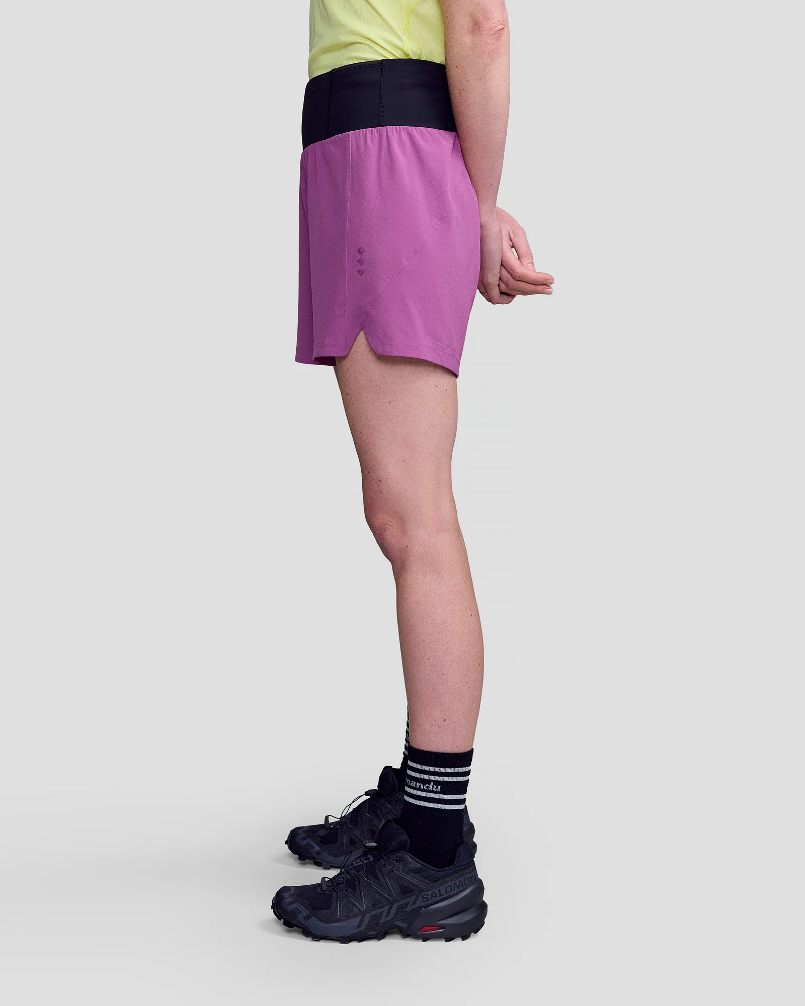 Women's Seeker 5 inch Shorts - Washed Berry - Image 6