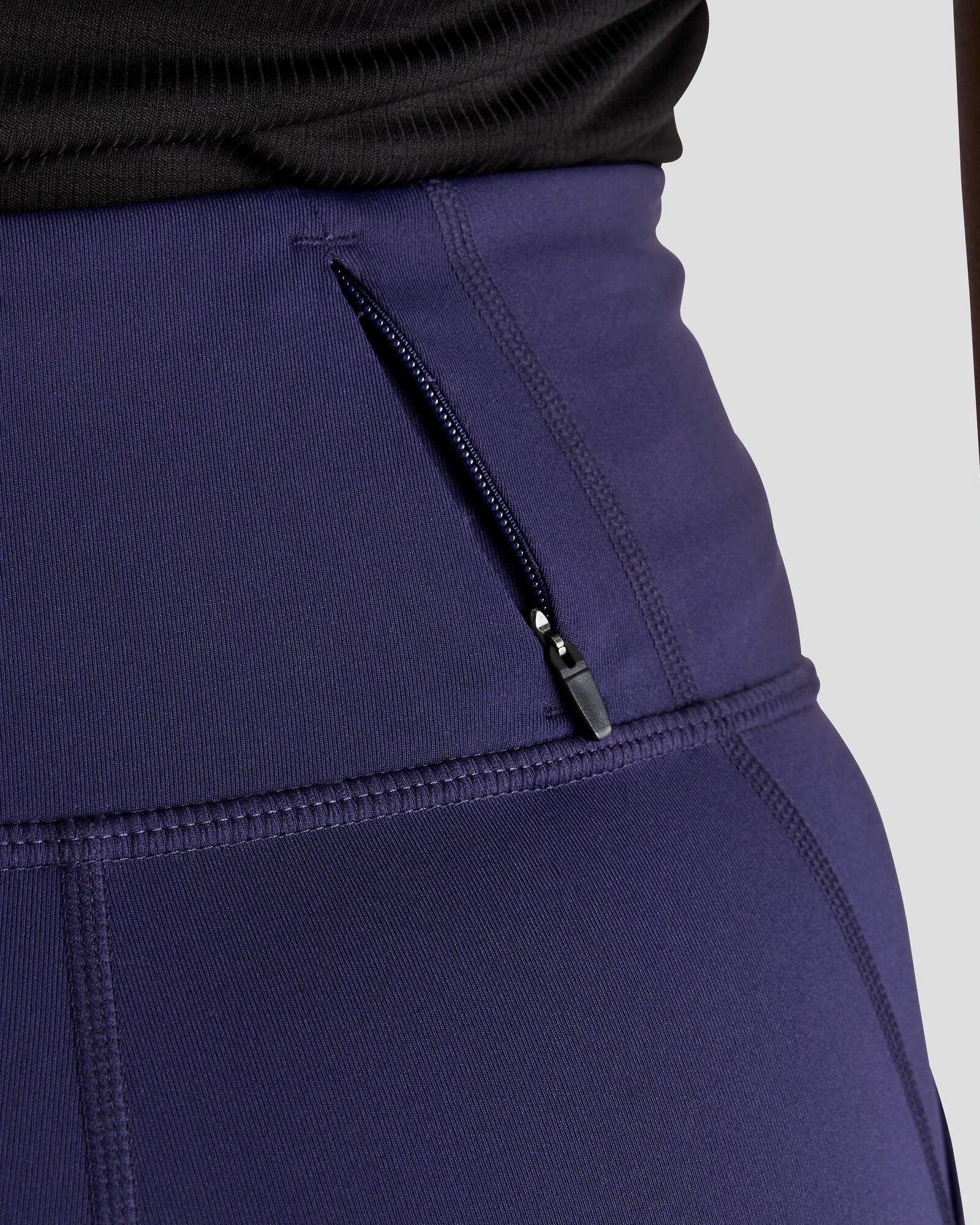 Women's Seeker 7 inch Tight Shorts - Dark Horizon - Image 4