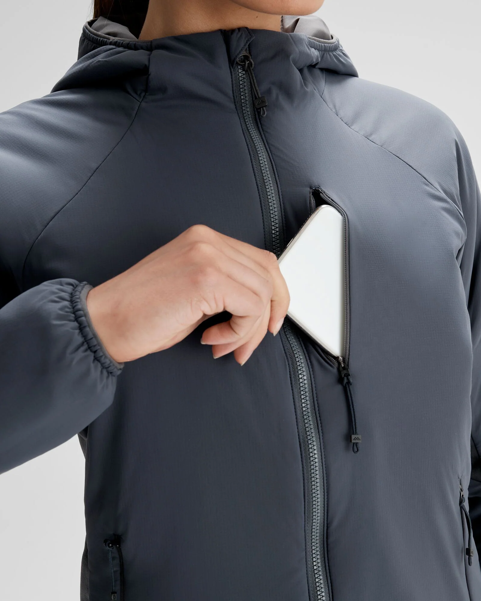 Women's Seeker PrimaLoft® Active Hooded Jacket - Night - Image 9