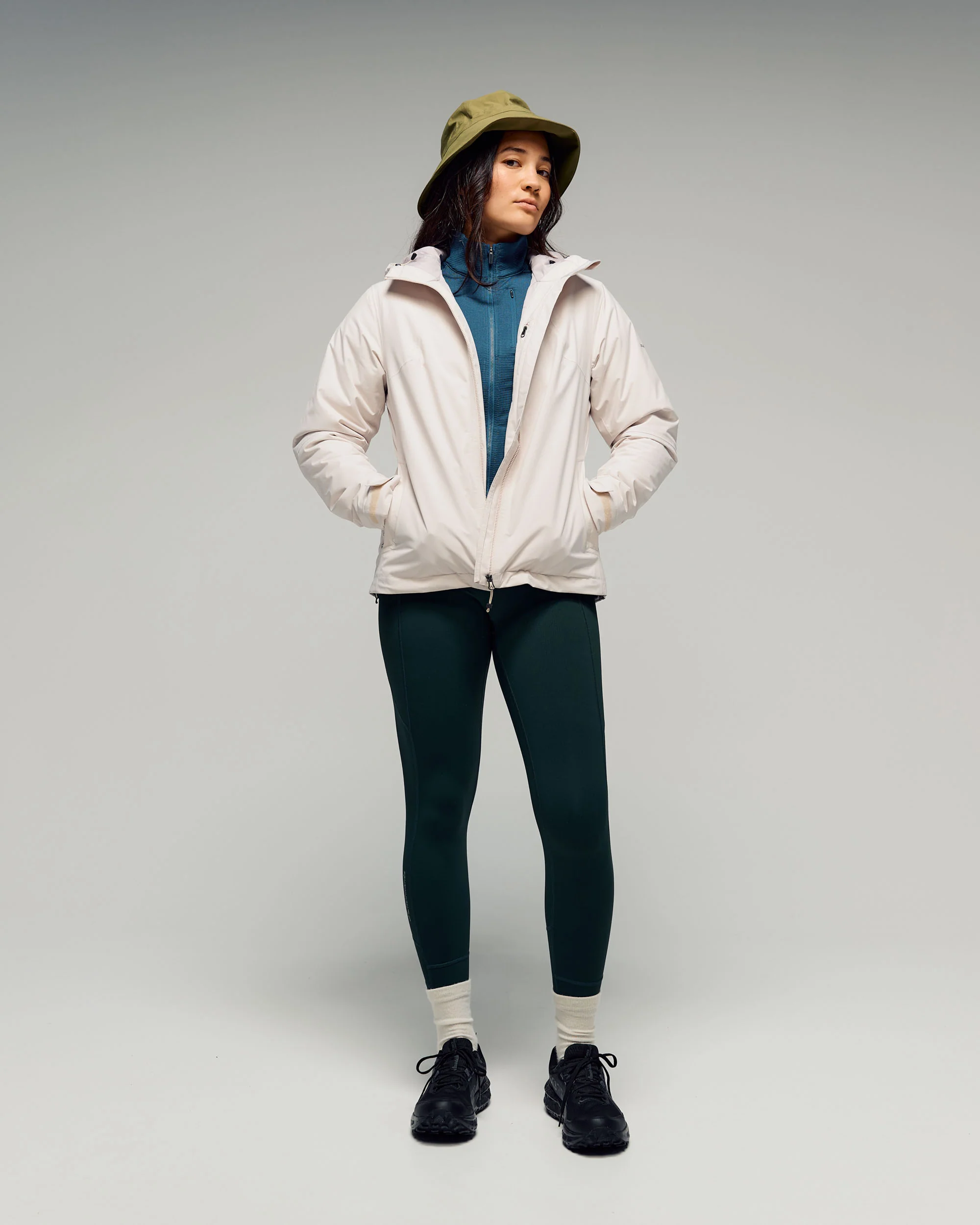 Women's Trailhead 2L novaLOFT Rain Jacket - Shroom - Image 2