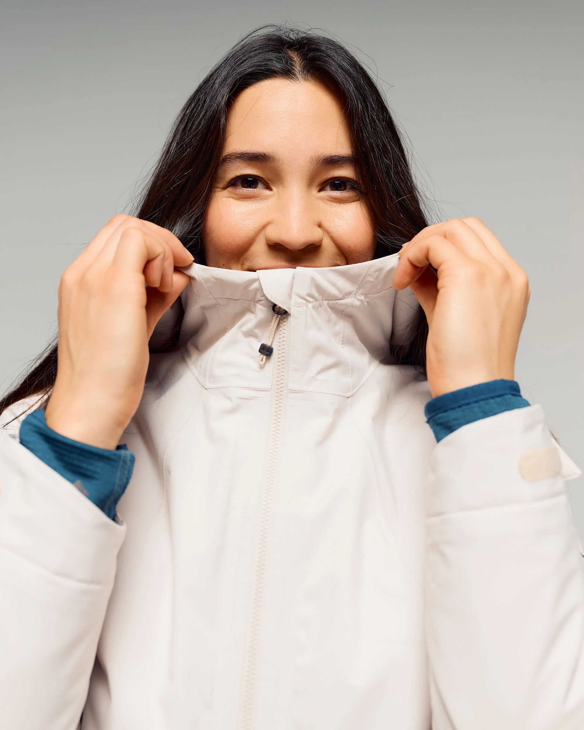 Women's Trailhead 2L novaLOFT Rain Jacket - Shroom - Image 5
