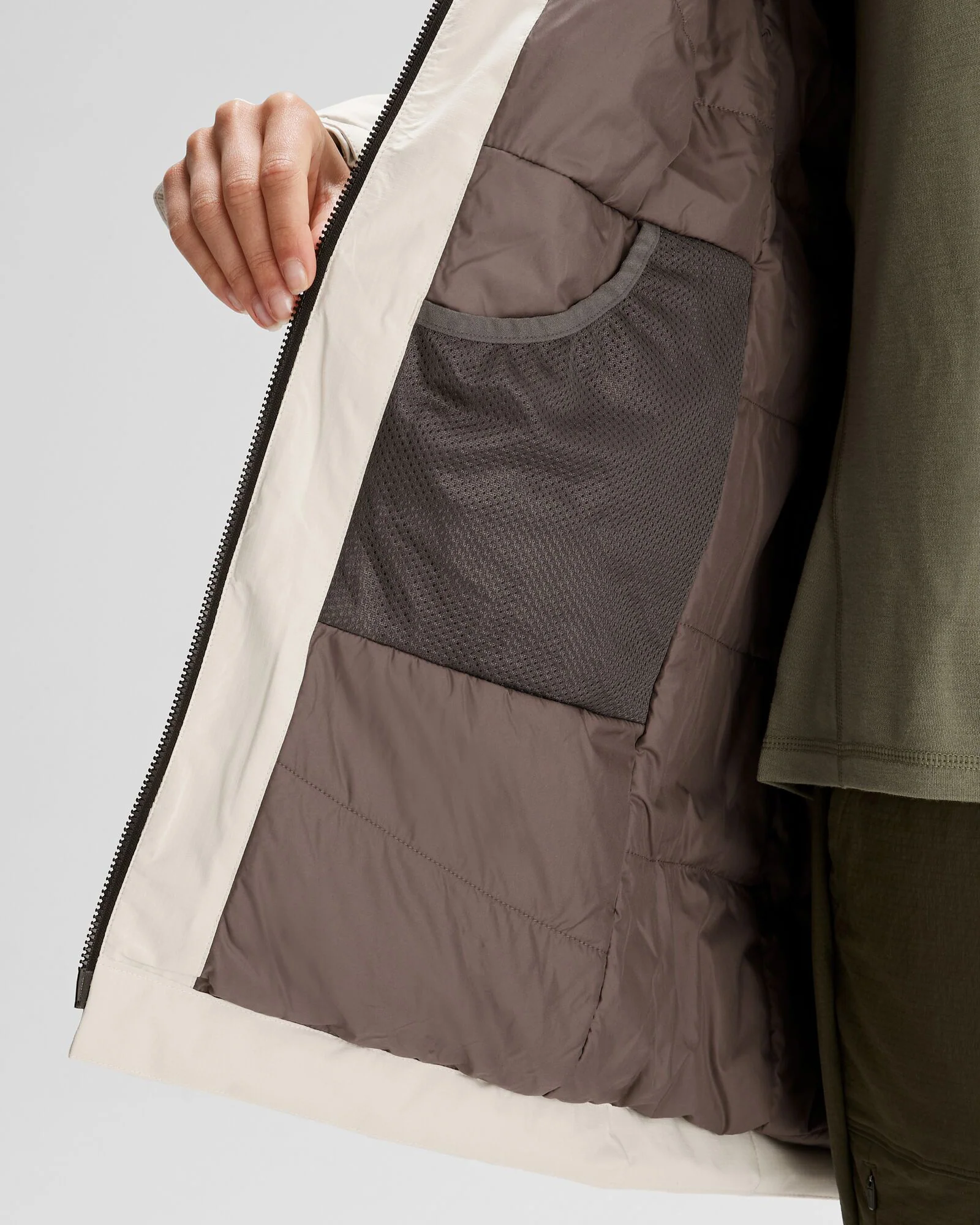 Women's Trailhead 2L Insulated Rain Parka - Natural - Image 9