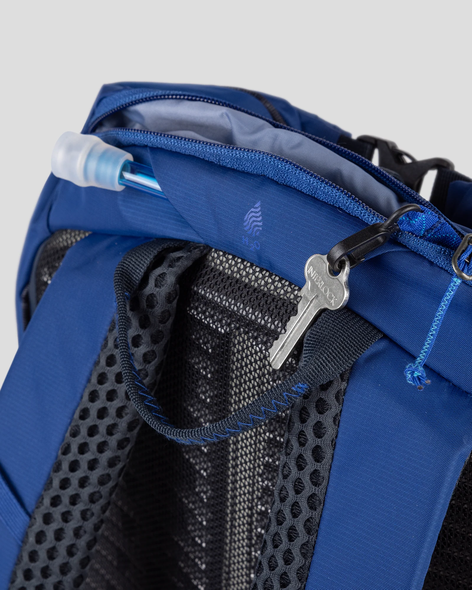 The Trailhead Pack - Customisable 20L - Bright Navy/Pure Navy - Image 4