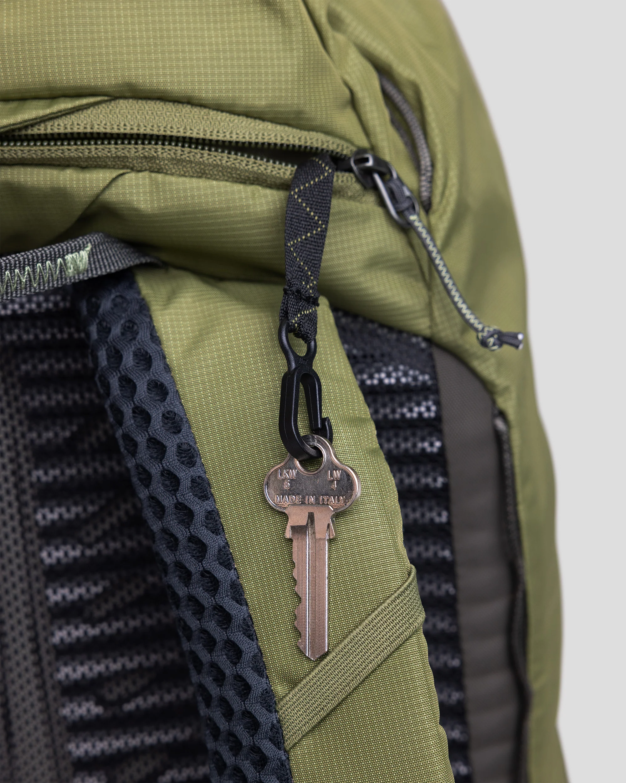 The Trailhead Pack - Customisable 20L - Dark Fern - Image 8