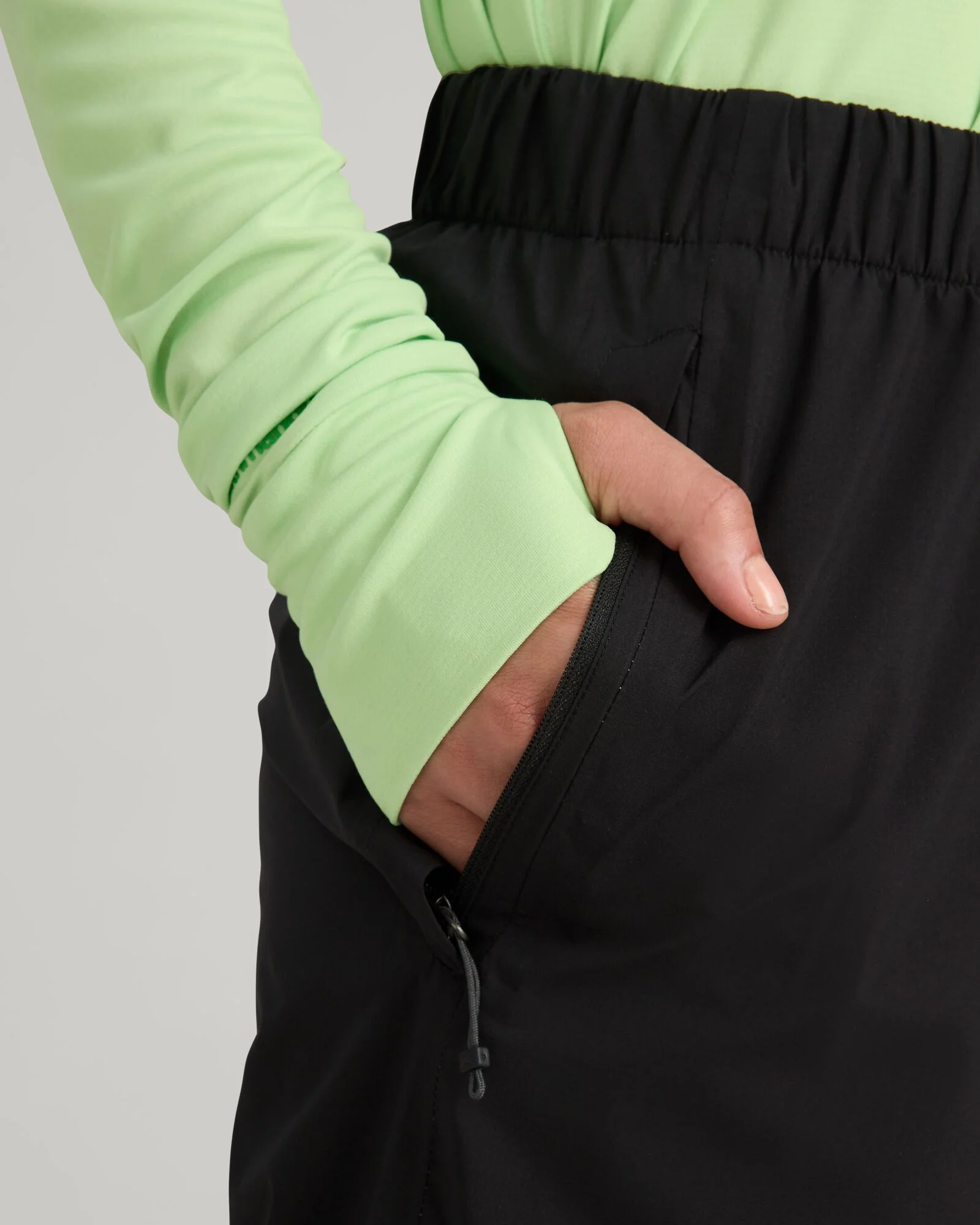 Women's Trailhead Stretch 2.5-layer Rain Pants - Black Stingray - Image 5