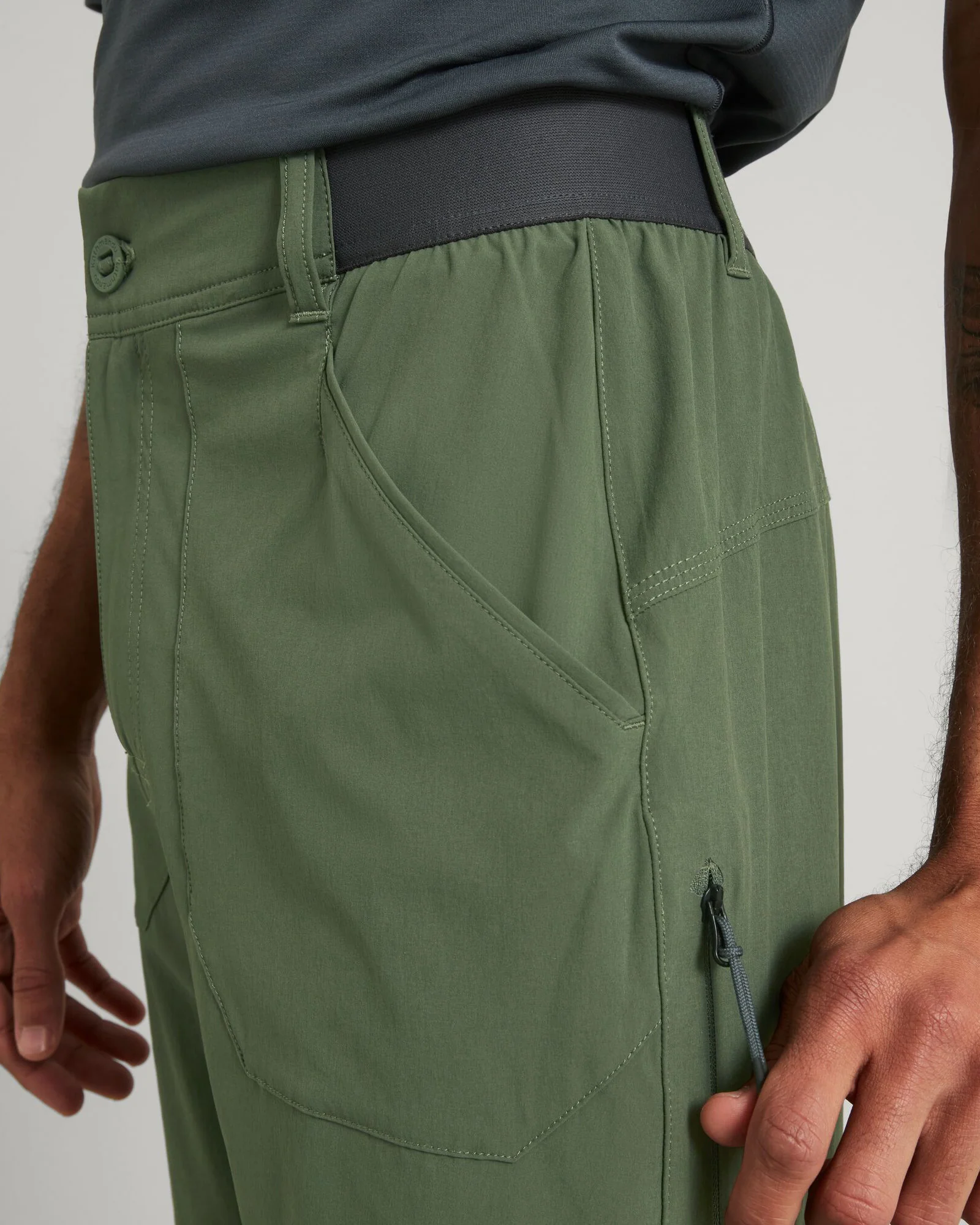 Men's ULT-Hike Pants - Thyme - Image 4