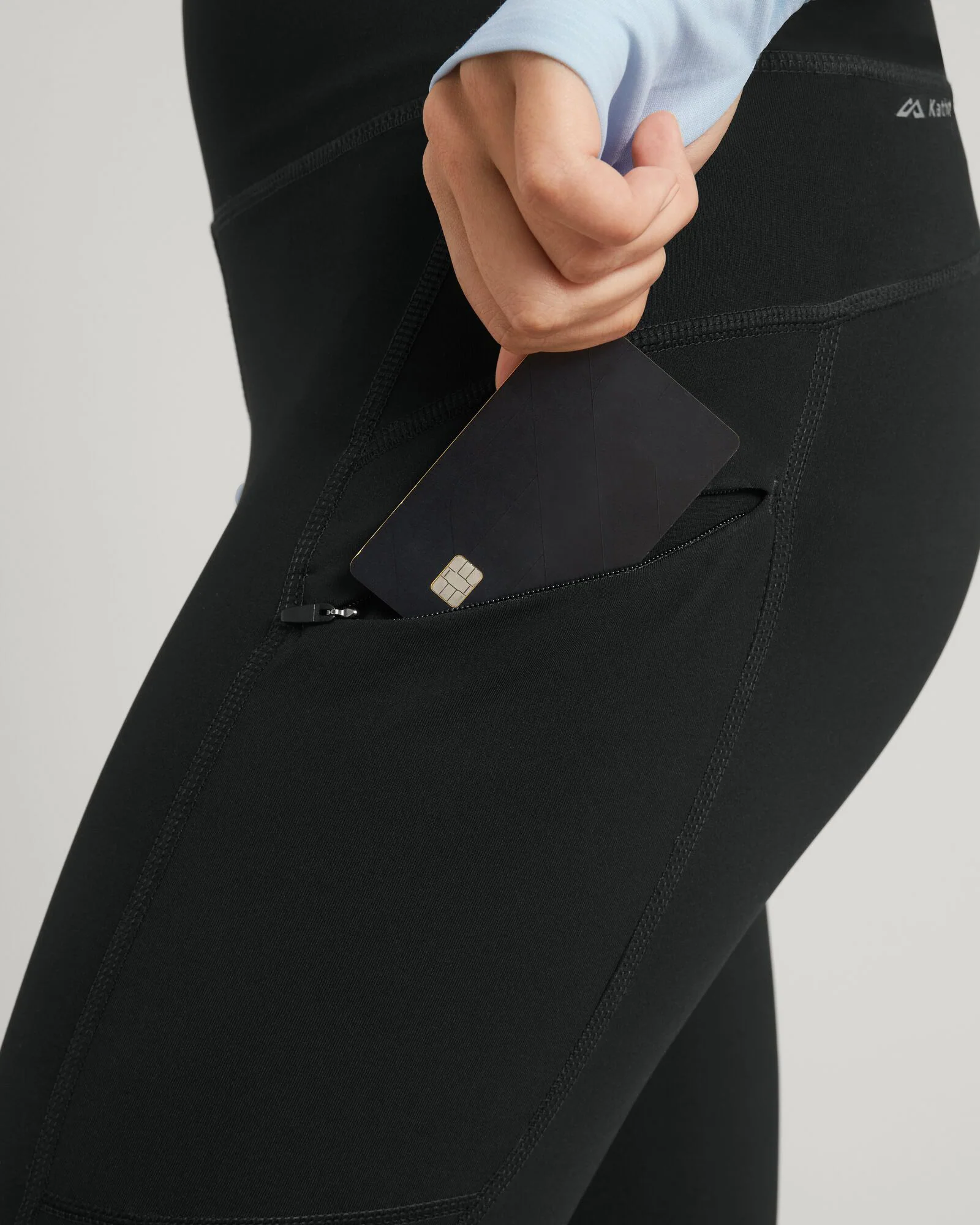 Women's ULT-Hike 7/8 Leggings - Black - Image 8