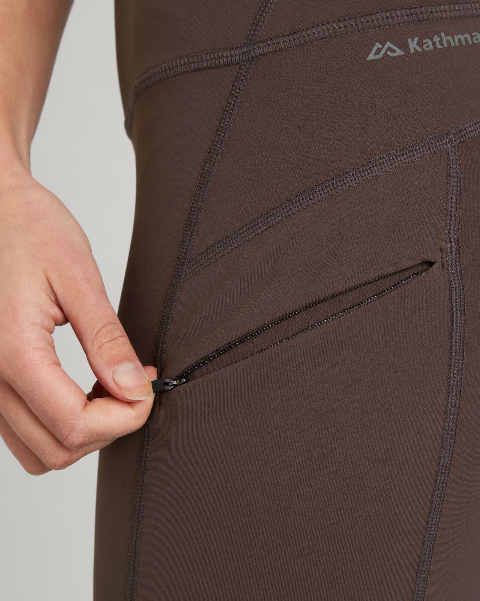 Women's ULT-Hike 7/8 Leggings - Dark Quartz - Image 5