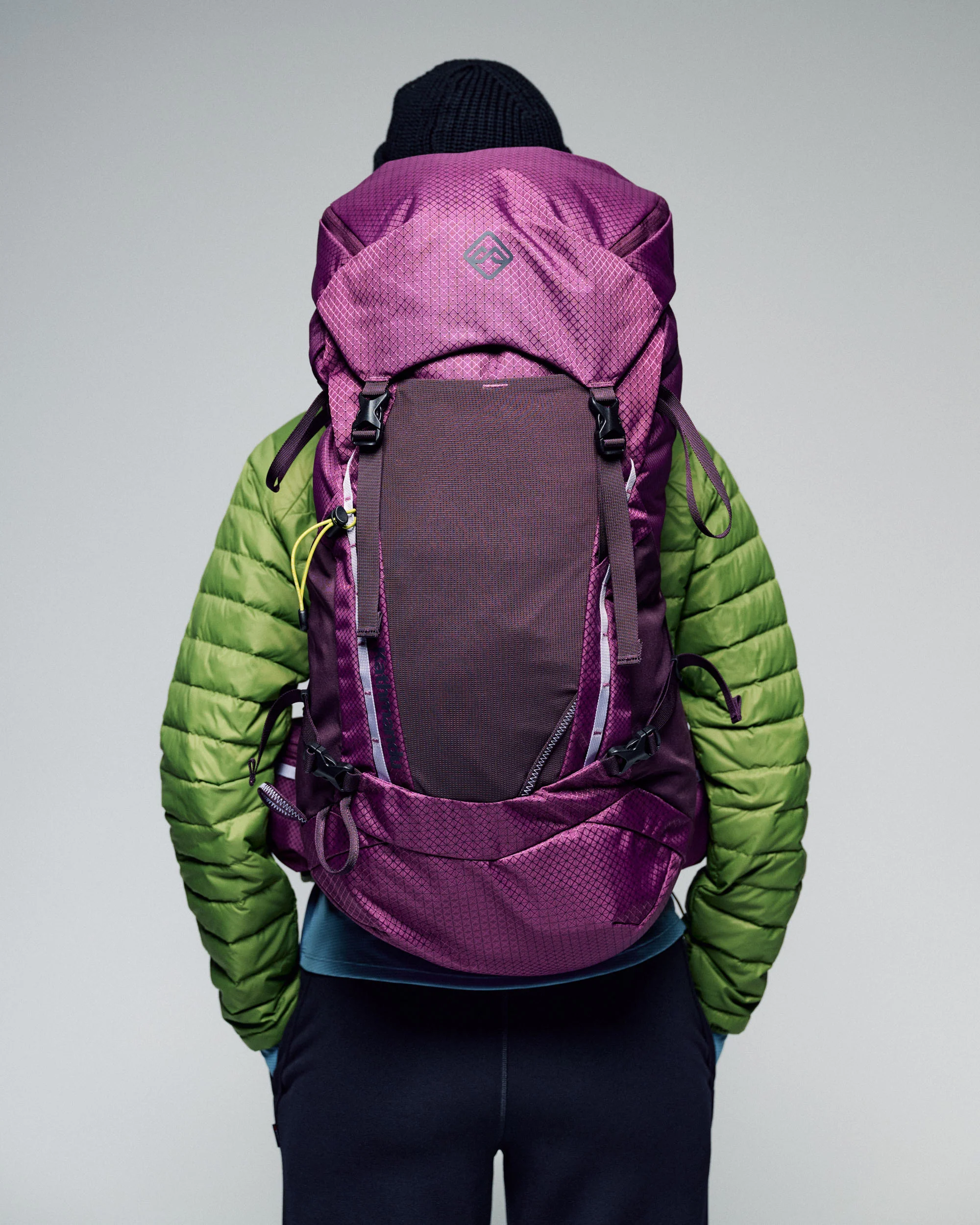 Women's Valorous 45L Pack - Berry - Image 3