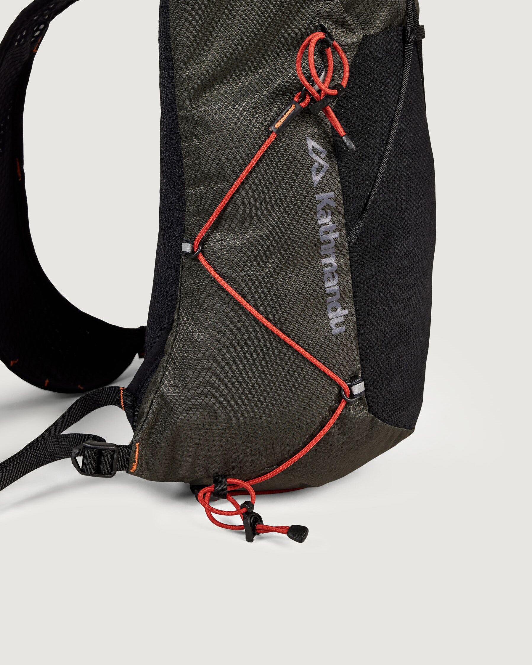 Veos Trail Running Pack - 10L - Dark Moss - Image 5