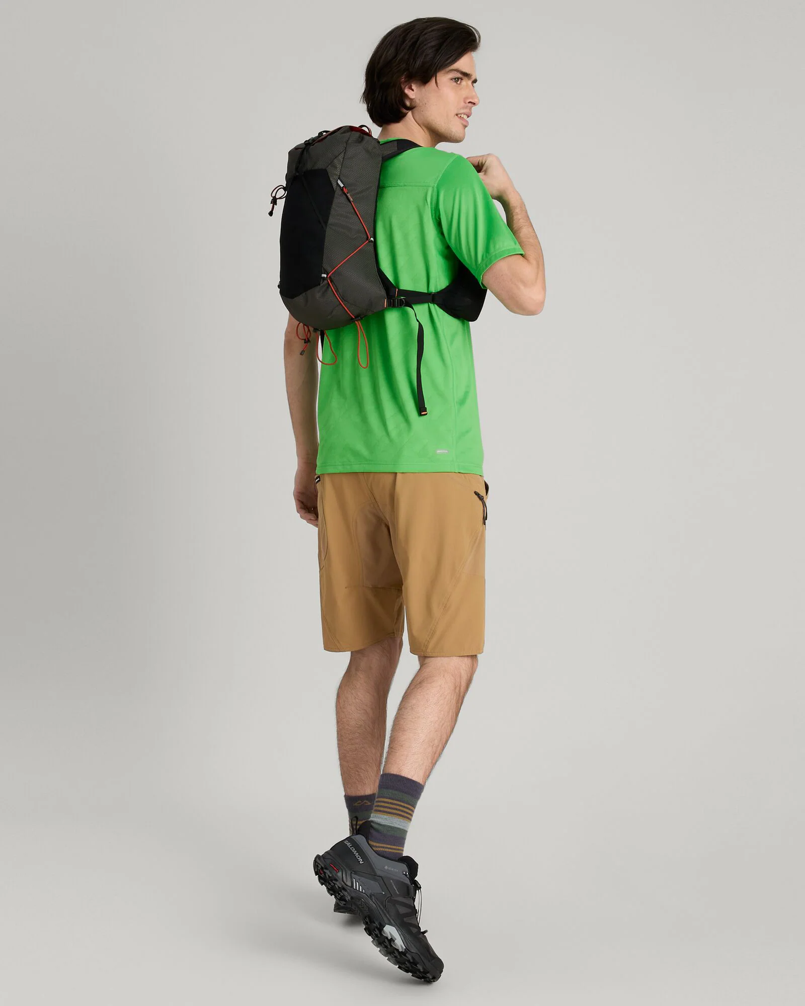Veos Trail Running Pack - 10L - Dark Moss - Image 6
