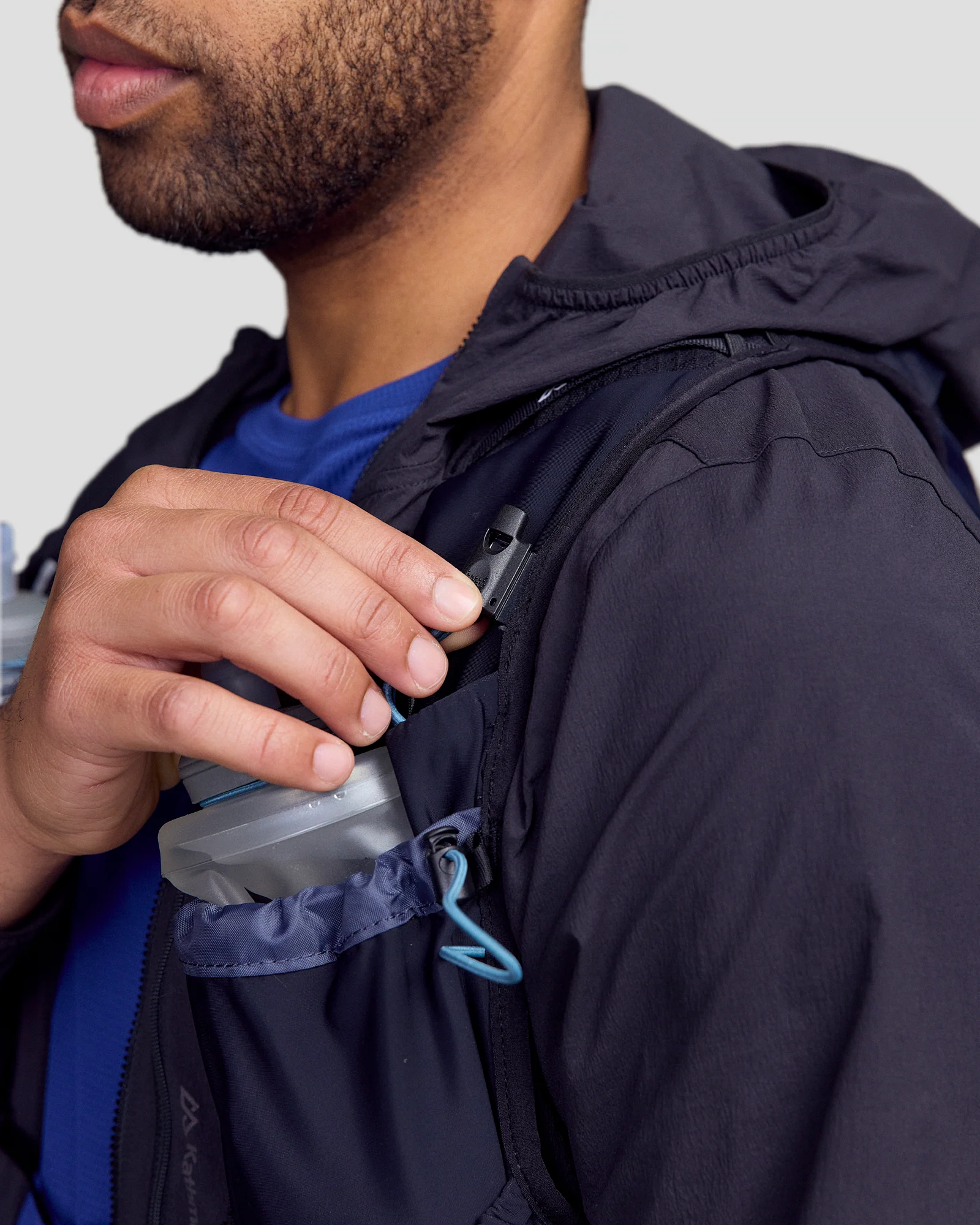 Veos Trail Running Vest - Pure Navy - Image 5