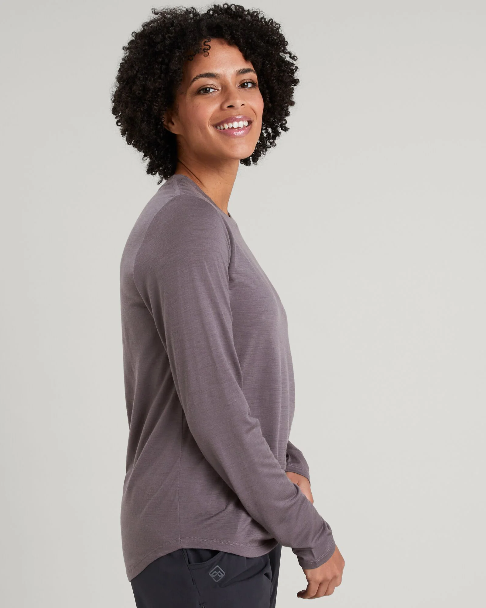 Women's 100% Merino Long Sleeve Crew Top - Light Quartz - Image 3