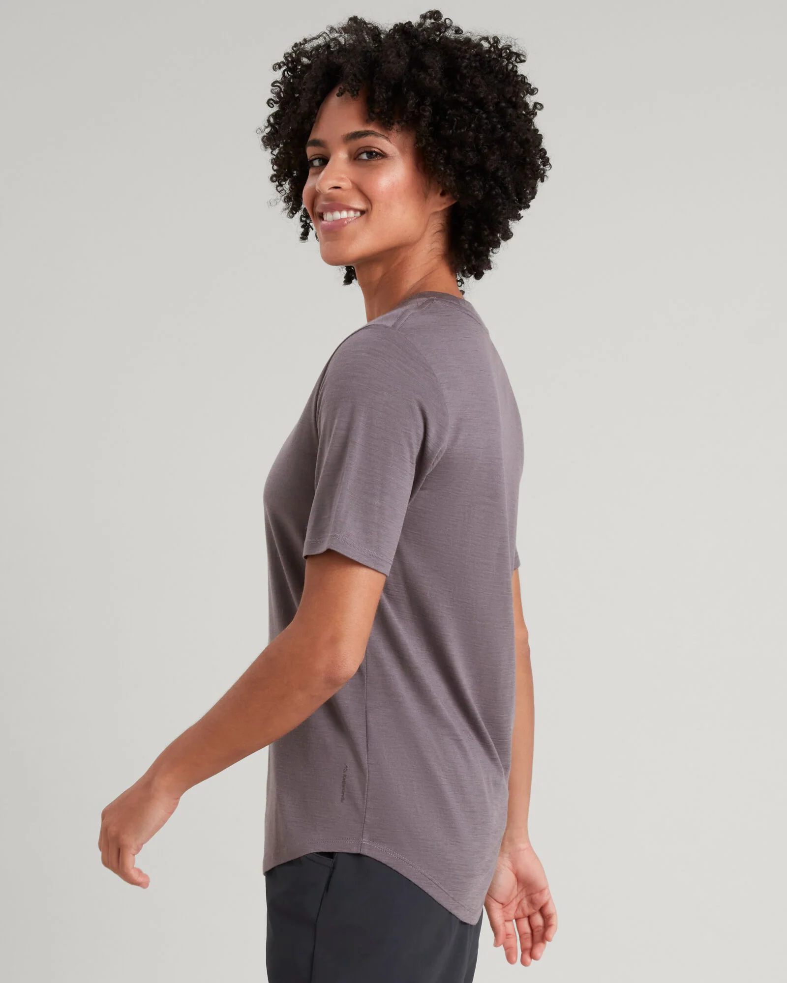 Women's 100% Merino Short Sleeve Crew Top - Light Quartz - Image 3