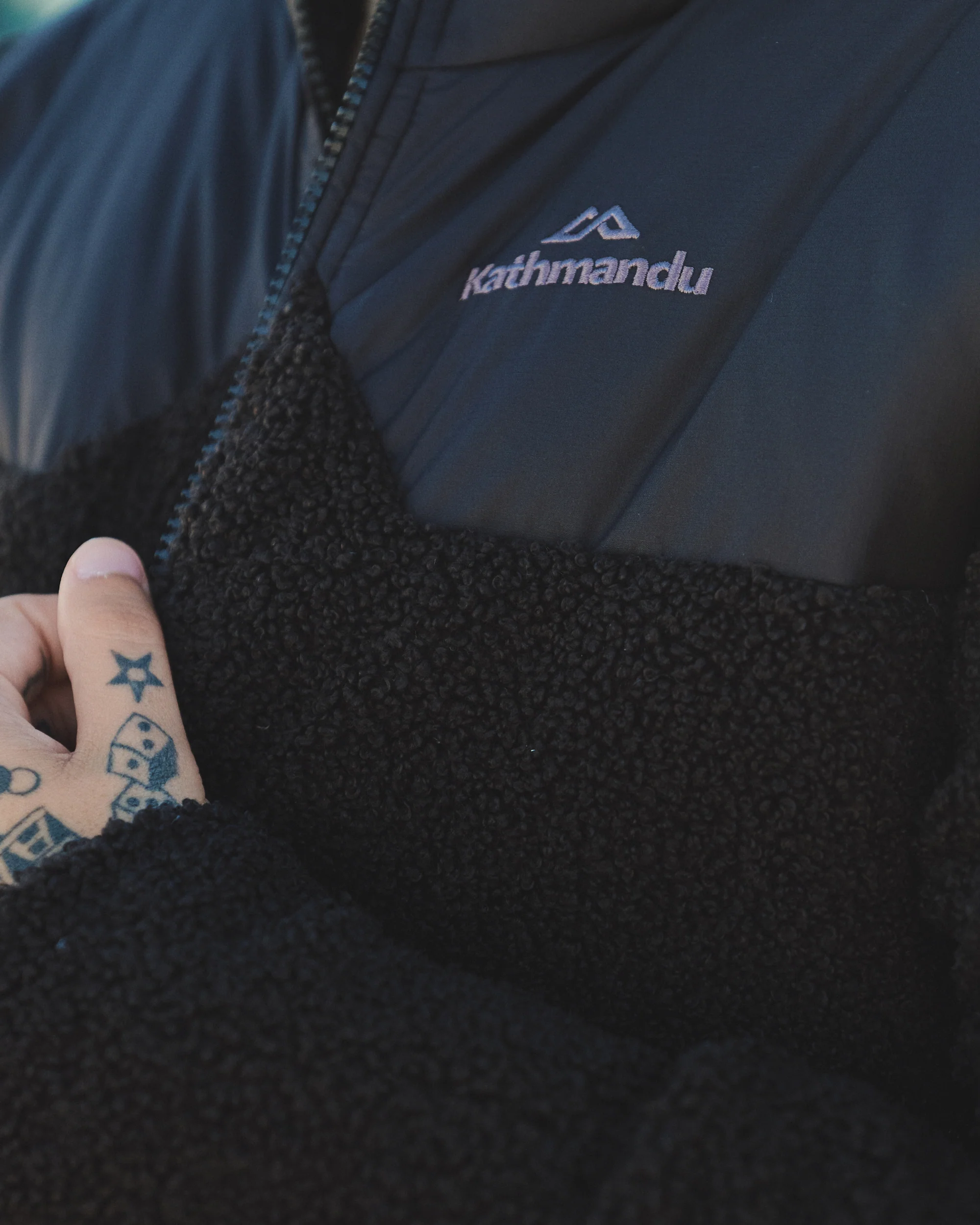 Women's Epiq Hybrid Fleece Jacket - Black Stingray - Image 2