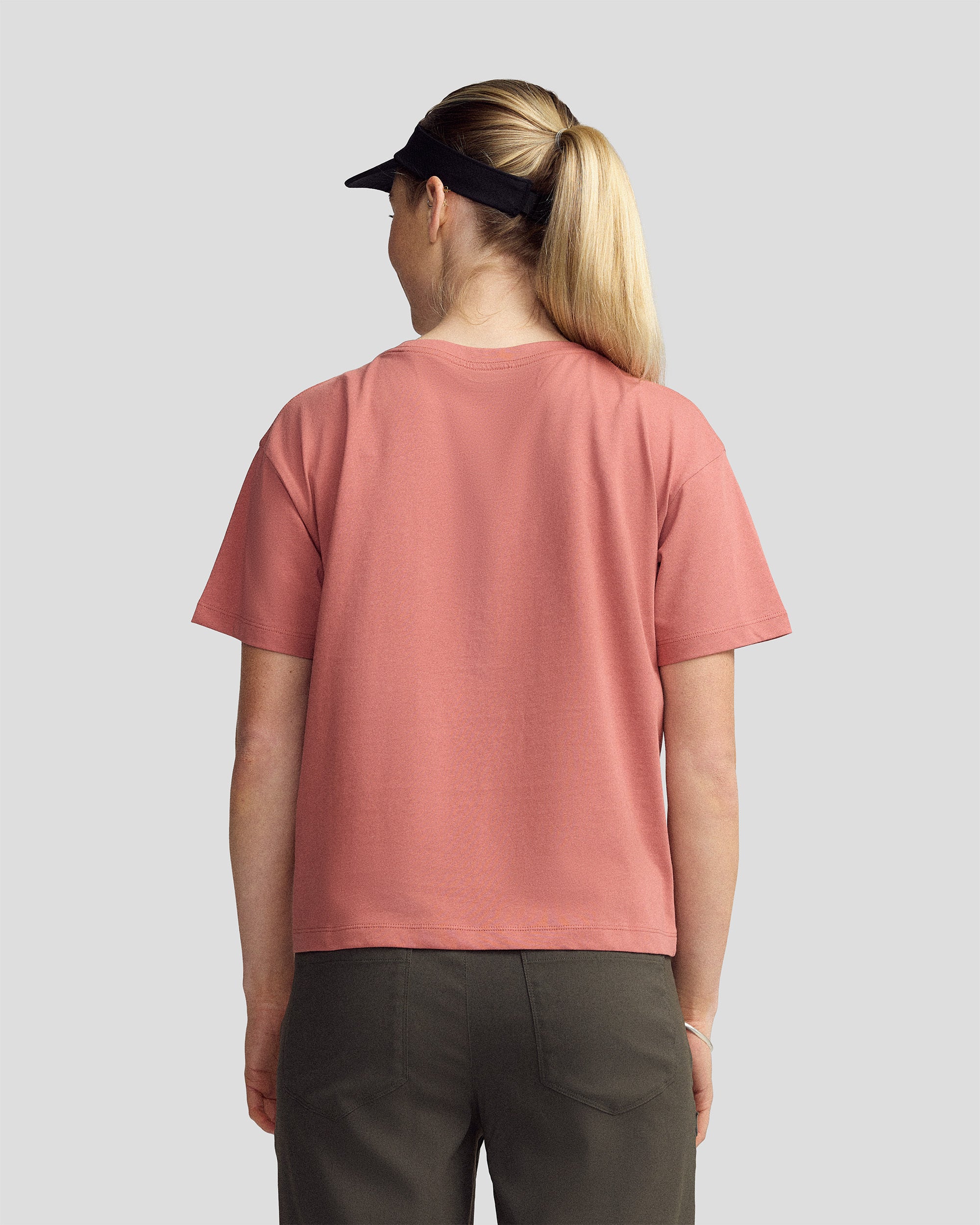 Women's Retro Badge Organic Cotton T-Shirt - Clay - Image 3