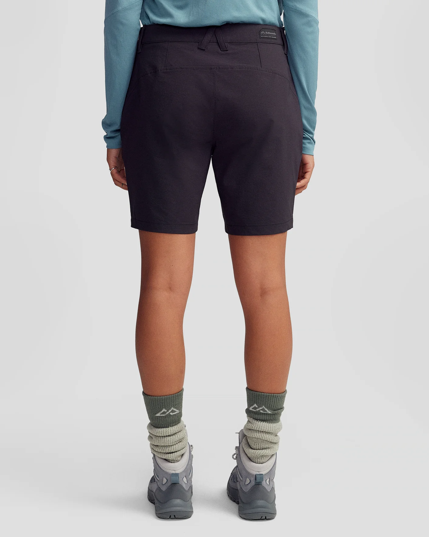 Women’s Ridge 7” Shorts - Black Stingray - Image 5
