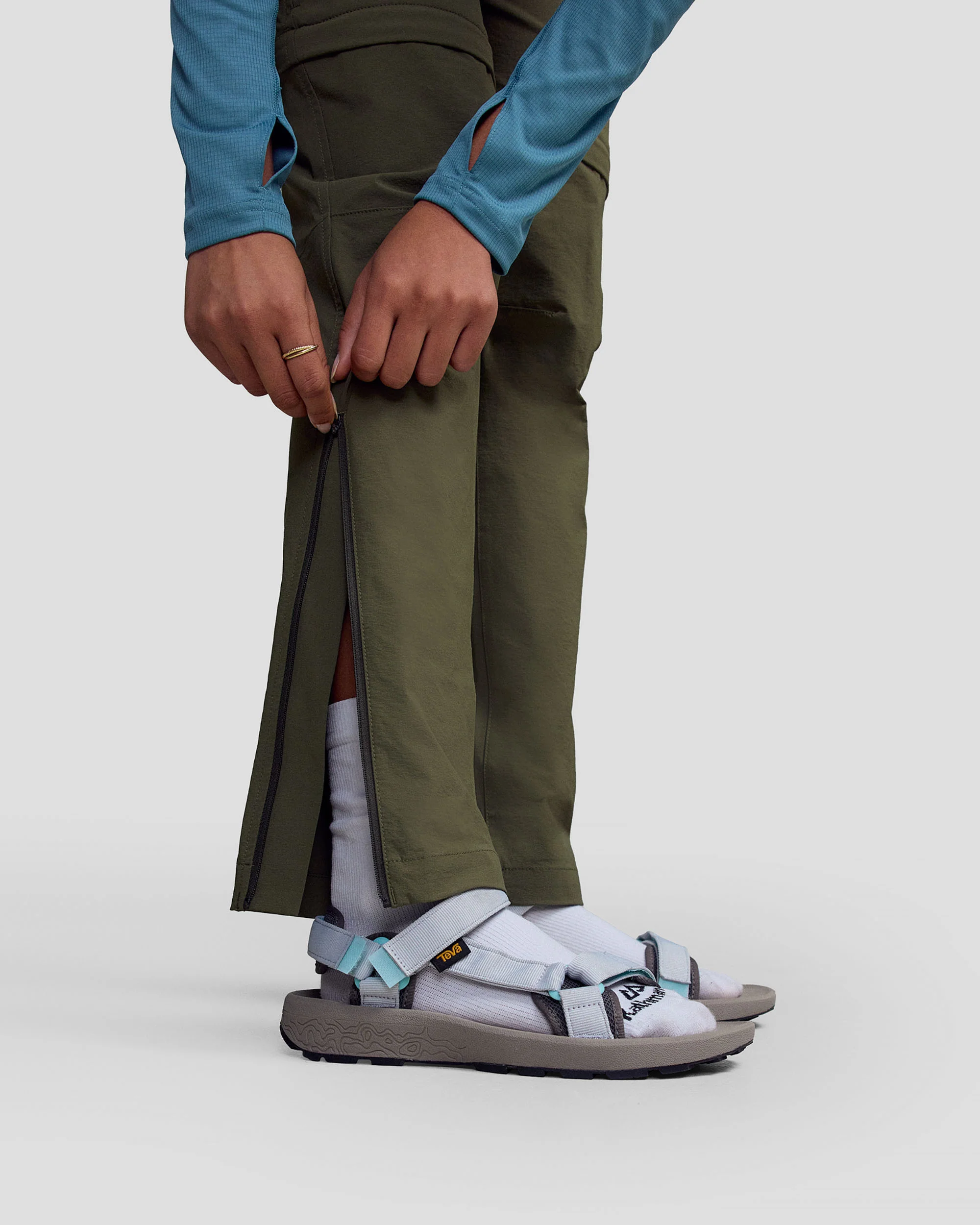 Women’s Ridge Convertible Pants - Light Moss - Image 6