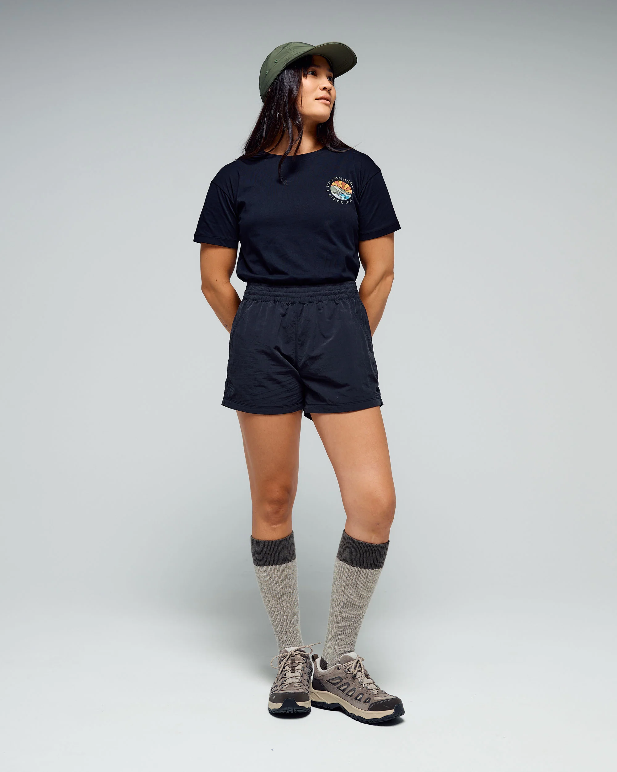 Women's Kathmandu Logo Sunburst Organic Cotton T-shirt - Black - Image 3
