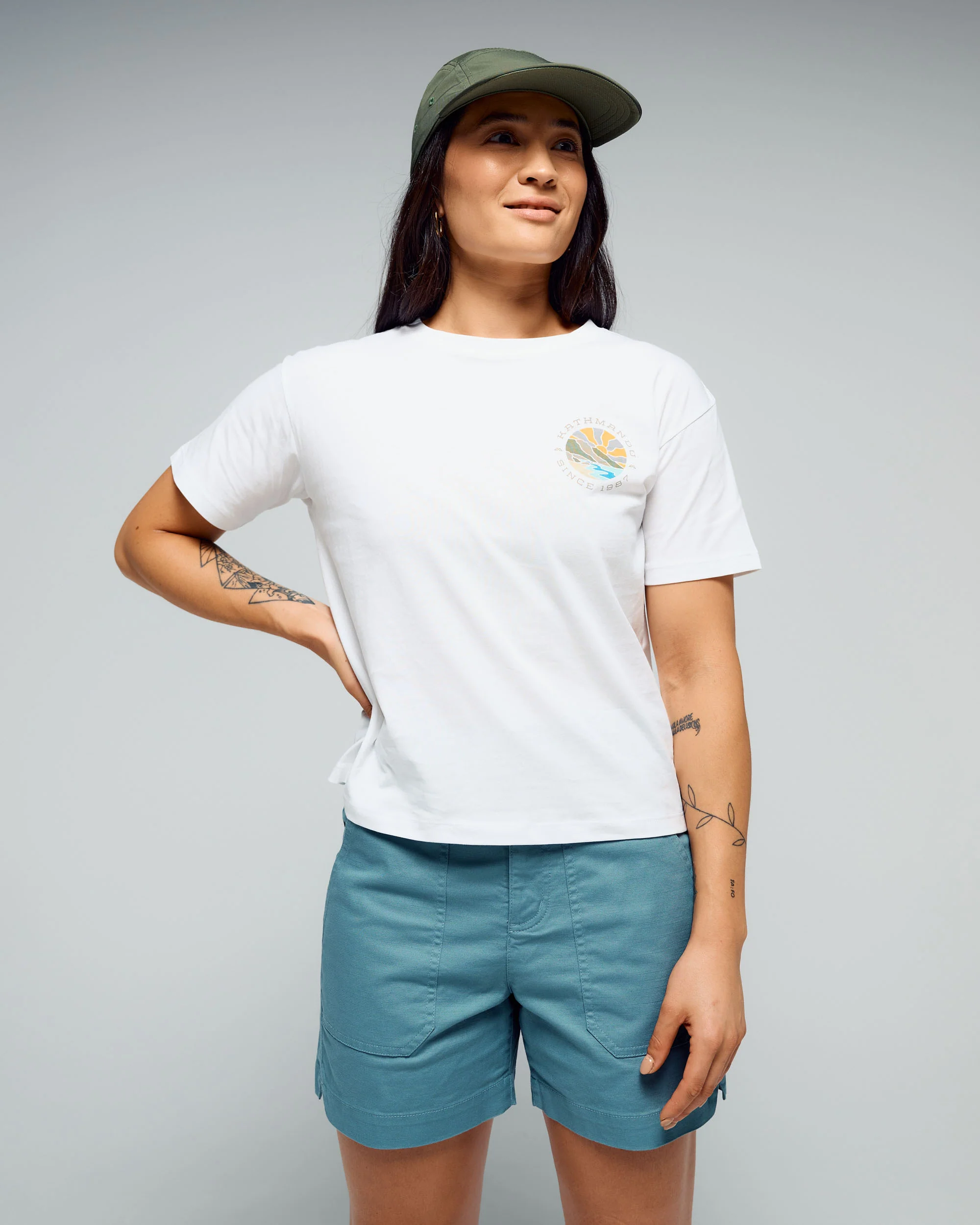 Women's Kathmandu Logo Sunburst Organic Cotton T-shirt - White - Image 4