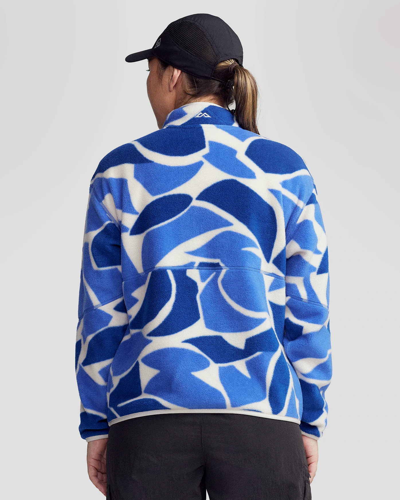 Wmns Trailhead Fleece 1/4 Zip Pullover - Dark Peri Forest Floor Print - Image 3