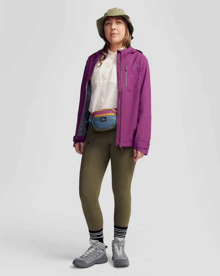 Women’s Ridge 3L GORE-TEX Rain Jacket - Berry - Image 2