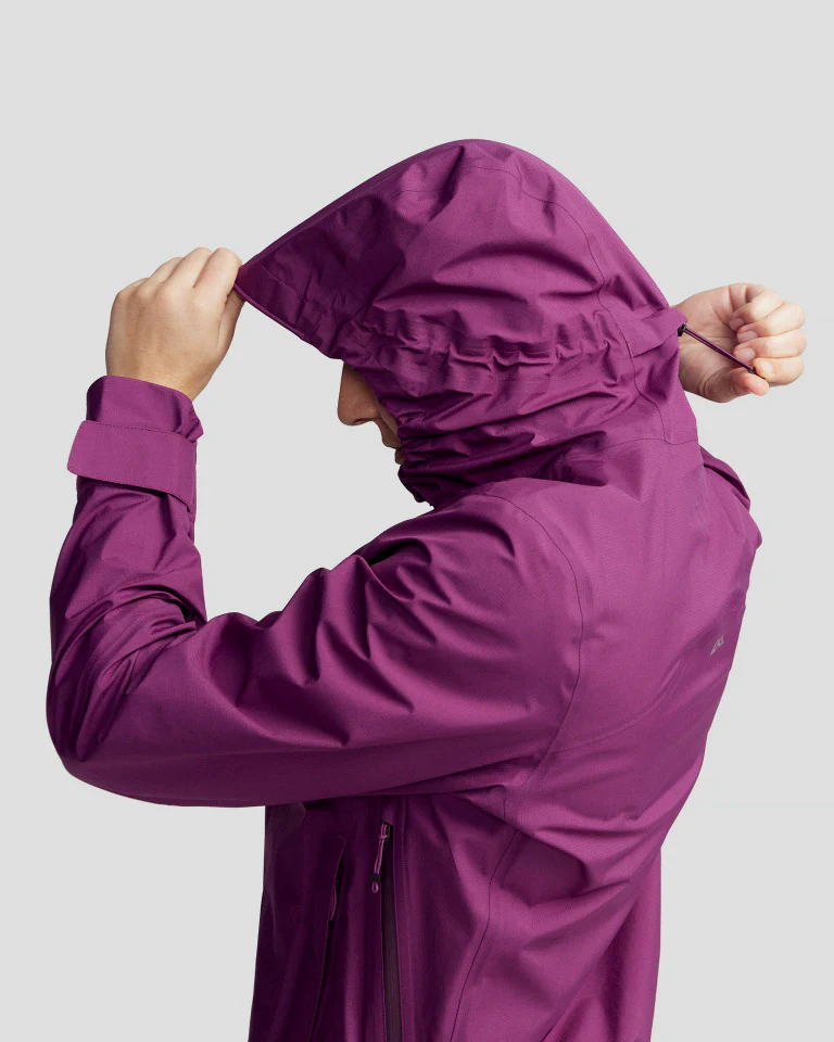Women’s Ridge 3L GORE-TEX Rain Jacket - Berry - Image 6