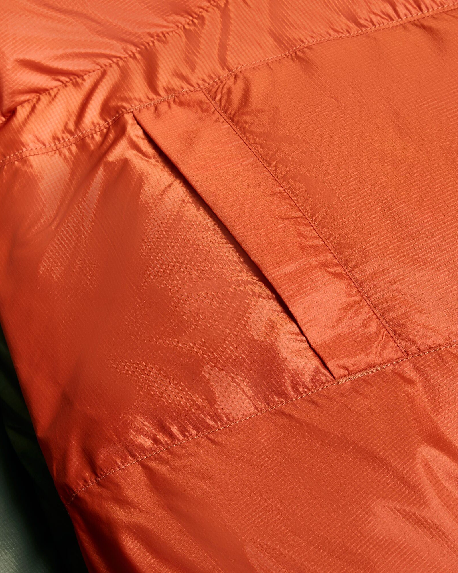 Zenter -12°C Down Sleeping Bag - Large - Dark Moss - Image 9