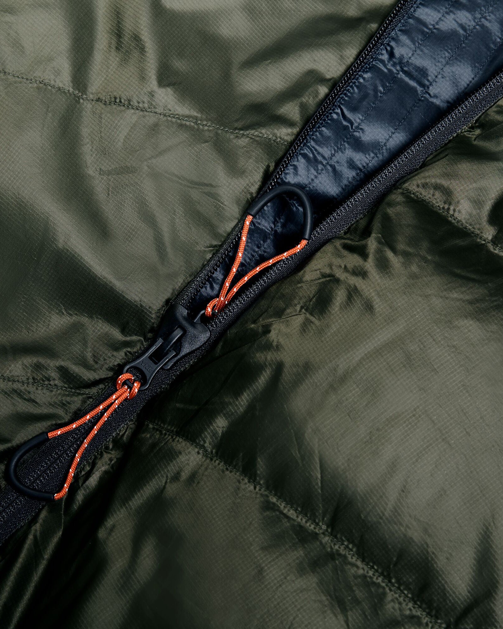 Zenter -8°C Down Sleeping Bag - Large - Dark Moss/Black Stingray - Image 9
